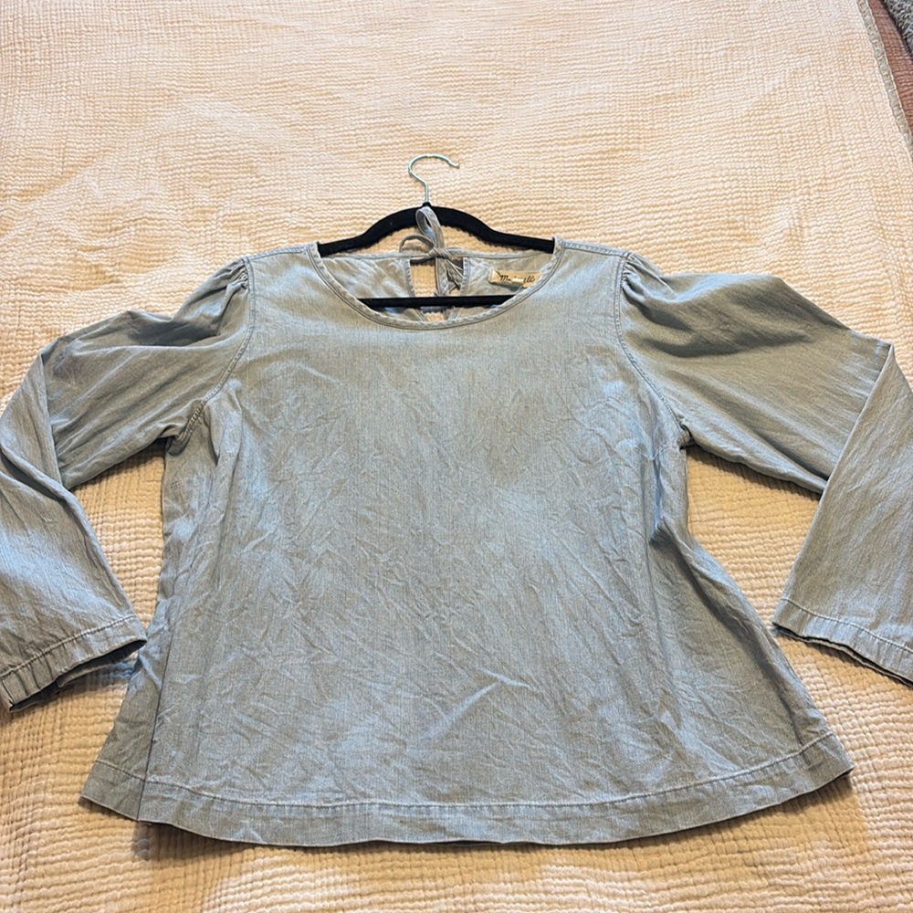 100% Cotton Madewell chambray swing top